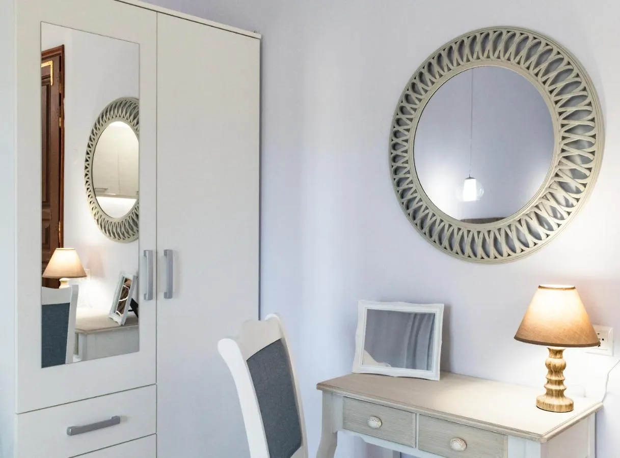 Superior Boutique Studios! Svoronata 0*,